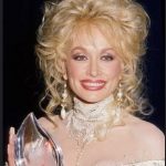 Dolly Parton Plastic Surgery pic 2